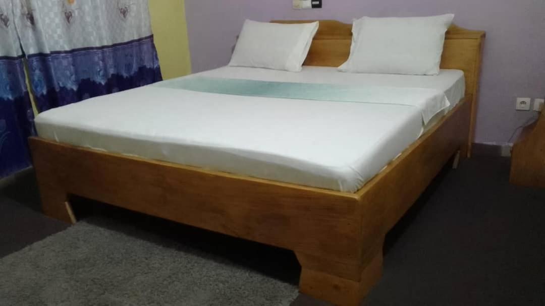 Chambre Classique Cotonou Szoba fotó